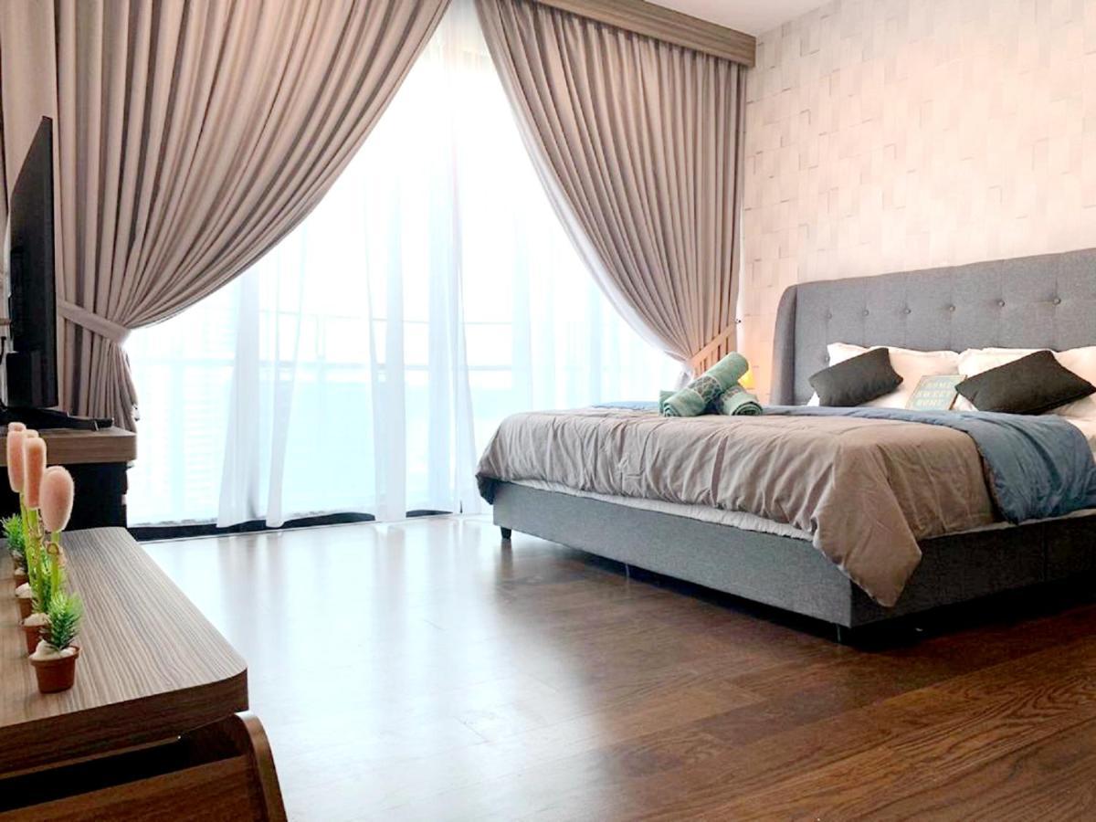 Almas Suites Puteri Harbour Nusajaya  Exterior foto