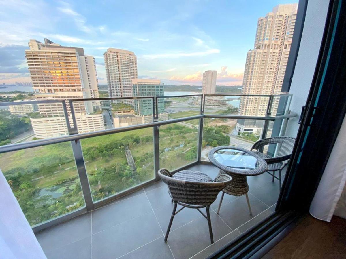 Almas Suites Puteri Harbour Nusajaya  Exterior foto