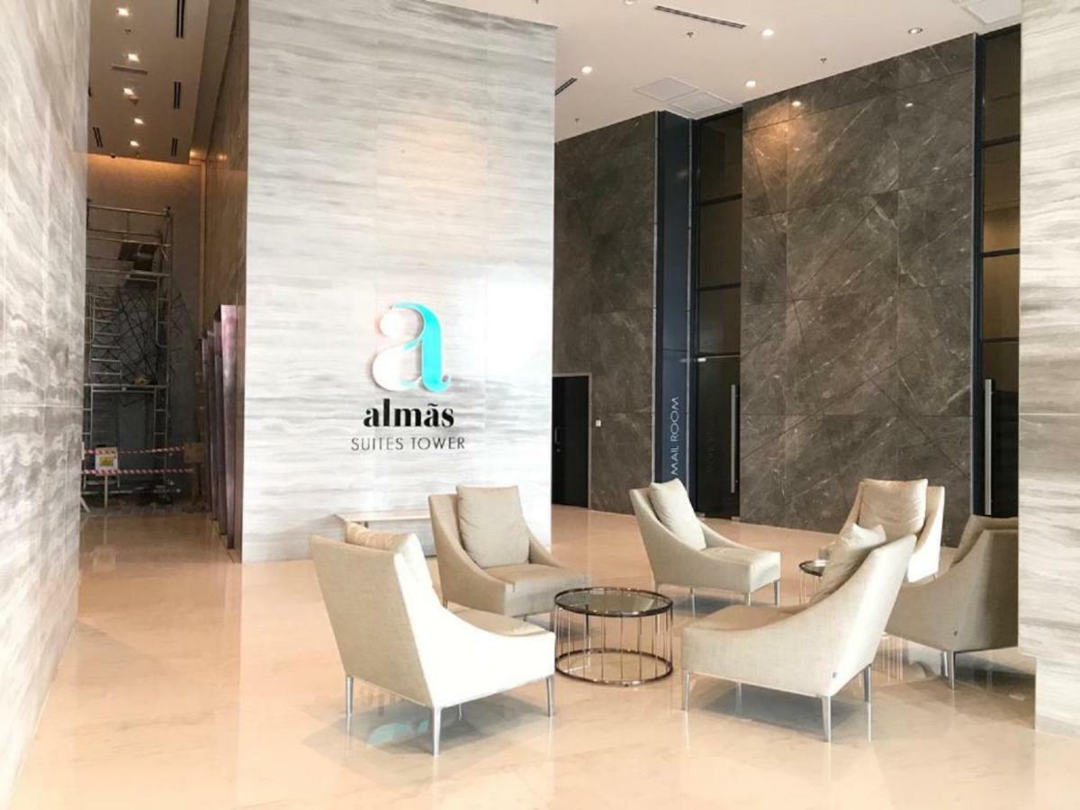 Almas Suites Puteri Harbour Nusajaya  Exterior foto